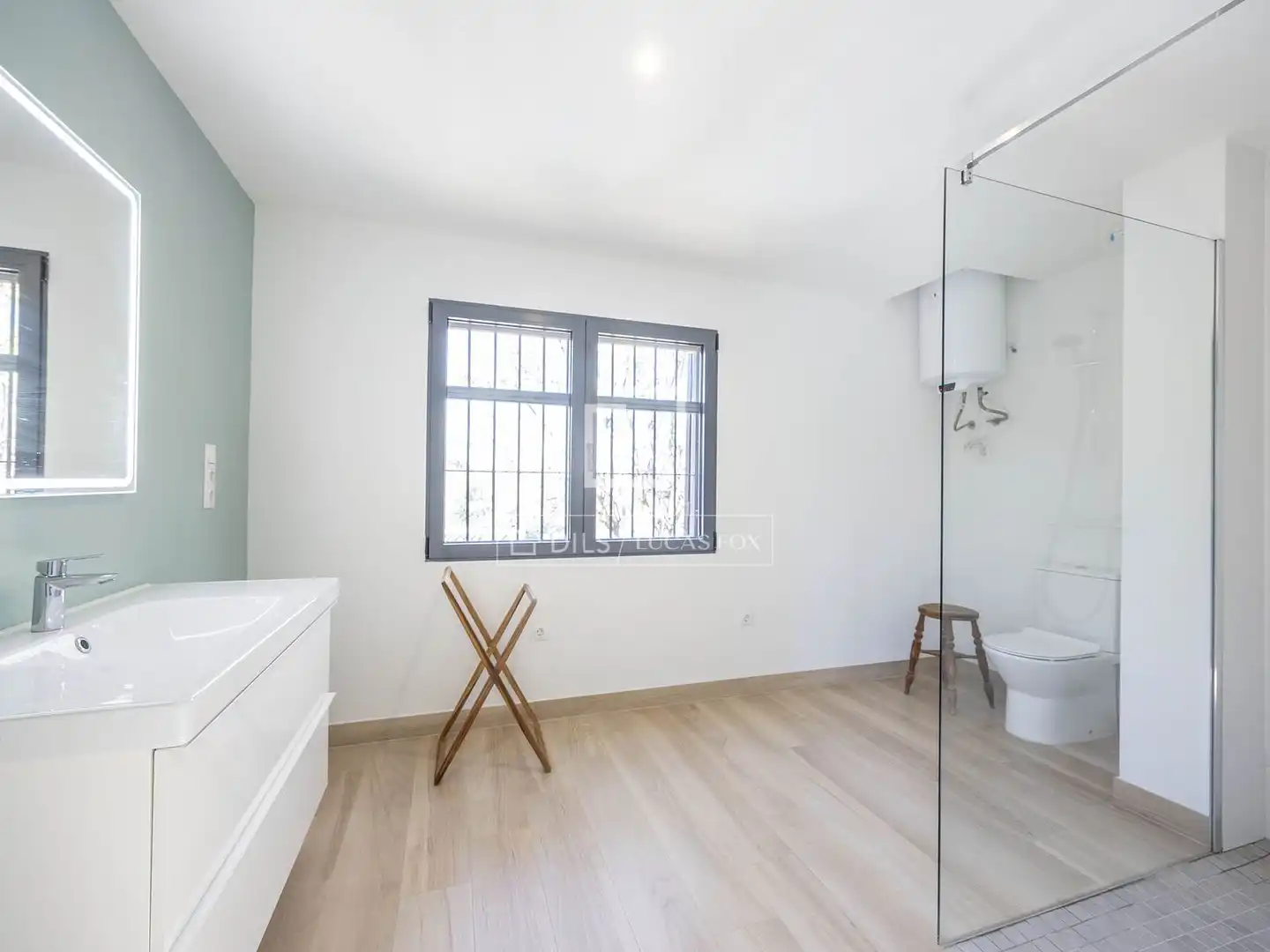 Habitación de Casa o chalet en venta en Godella con Aire acondicionado, Jardín privado y Terraza
