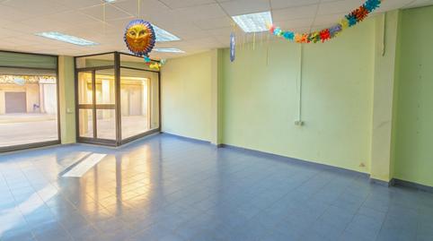 Foto 2 von Geschaftsraum zum Verkauf in El Camp de l'Arpa del Clot,  Barcelona Capital