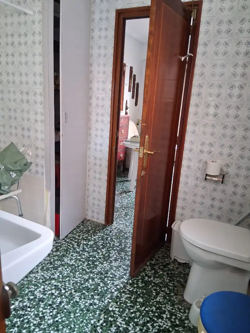 Baño de Piso en venta en Valencia con Balcón