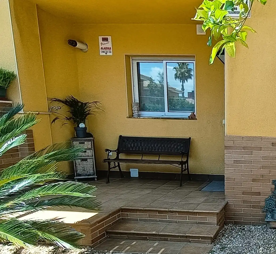 Terrassa de Casa adosada en venda en Cambrils amb Aire condicionat, Calefacció i Jardí privat