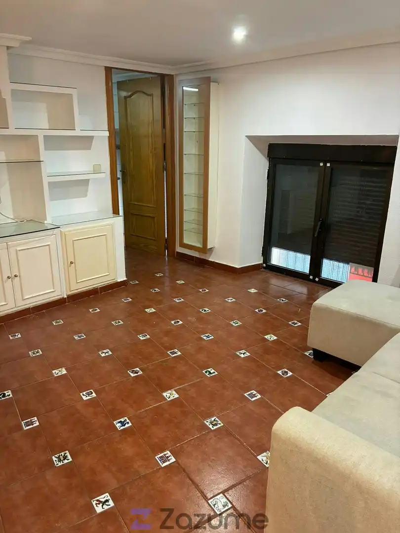 Wohnzimmer von Maisonette zur Miete in Madrid mit Heizung, Abstellraum und Möbliert