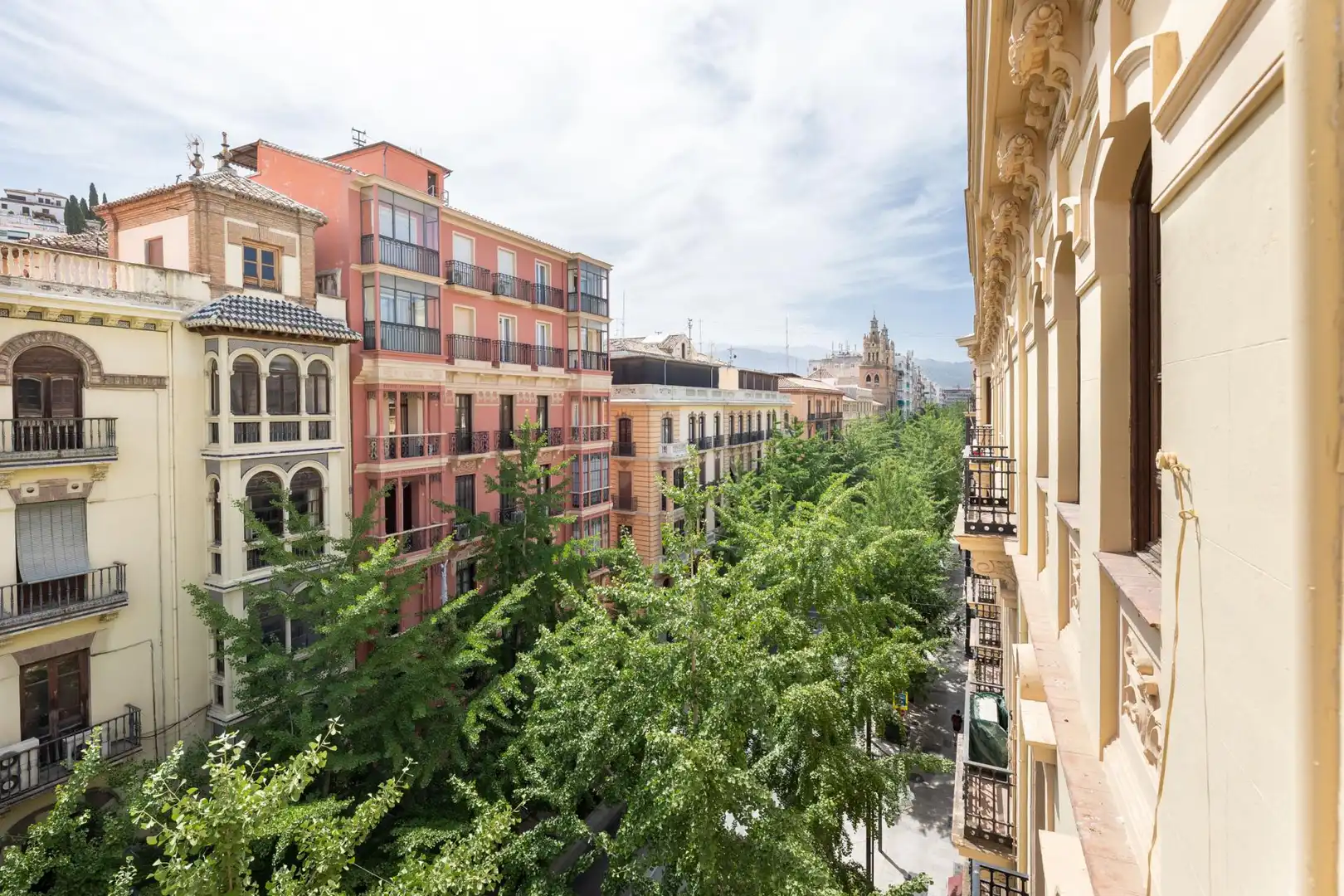 Vista exterior de Apartament en venda en Granada