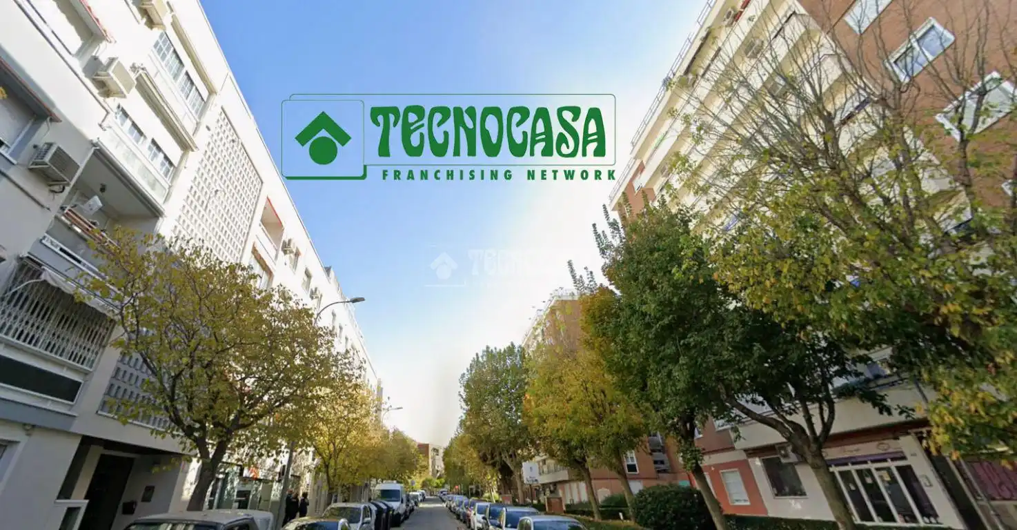 Vista exterior de Piso en venta en Madrid