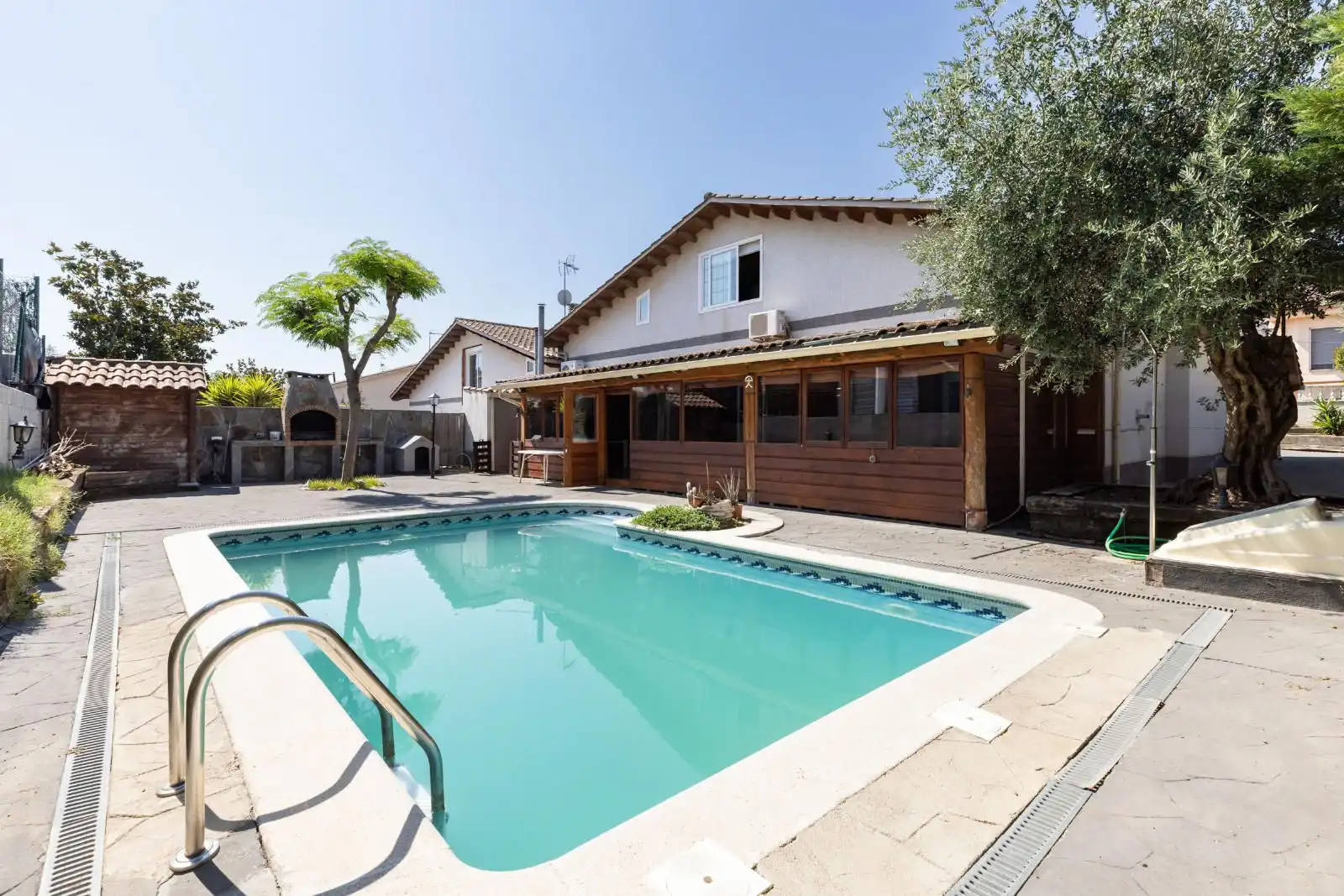 Piscina de Casa o xalet en venda en Lliçà d'Amunt amb Aire condicionat, Calefacció i Jardí privat