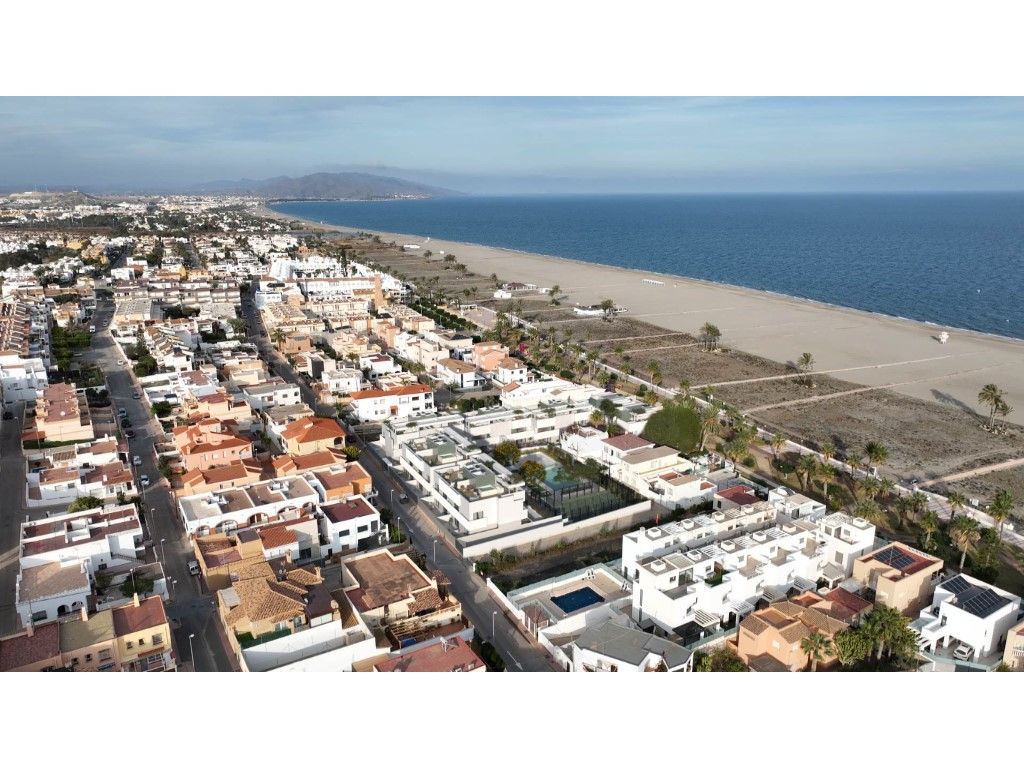 Apartament en venda a Las Marinas - Pueblo Laguna