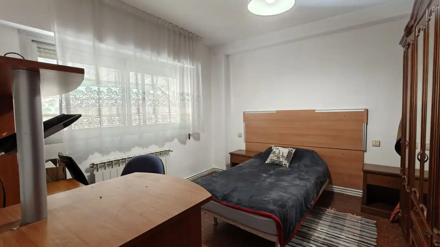 Bedroom of Flat for sale in Granada  with Heating and Terrace