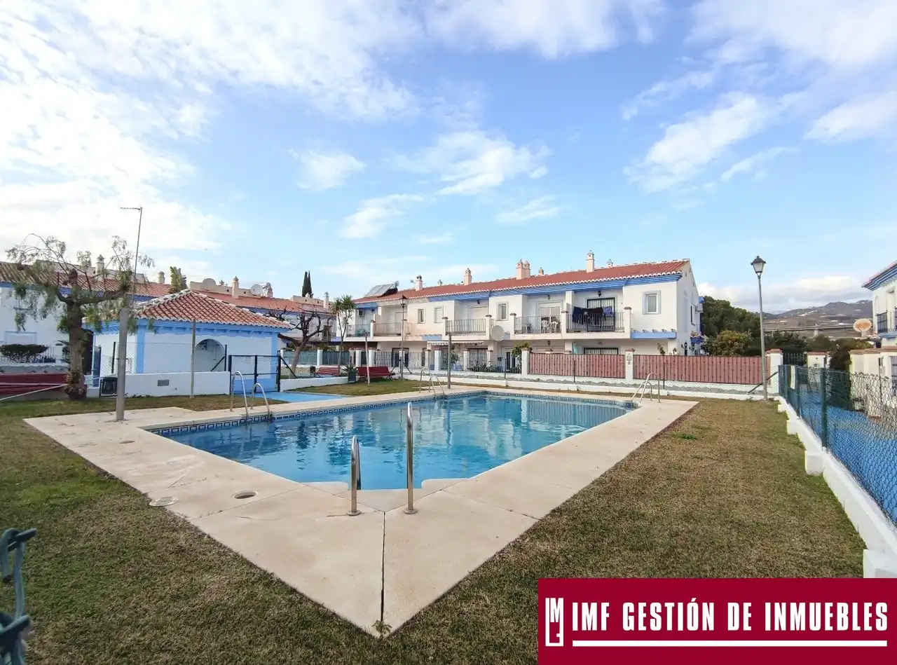 Exterior view of Houses for sale in Vélez-Málaga  with Terrace, Swimming Pool and Community pool