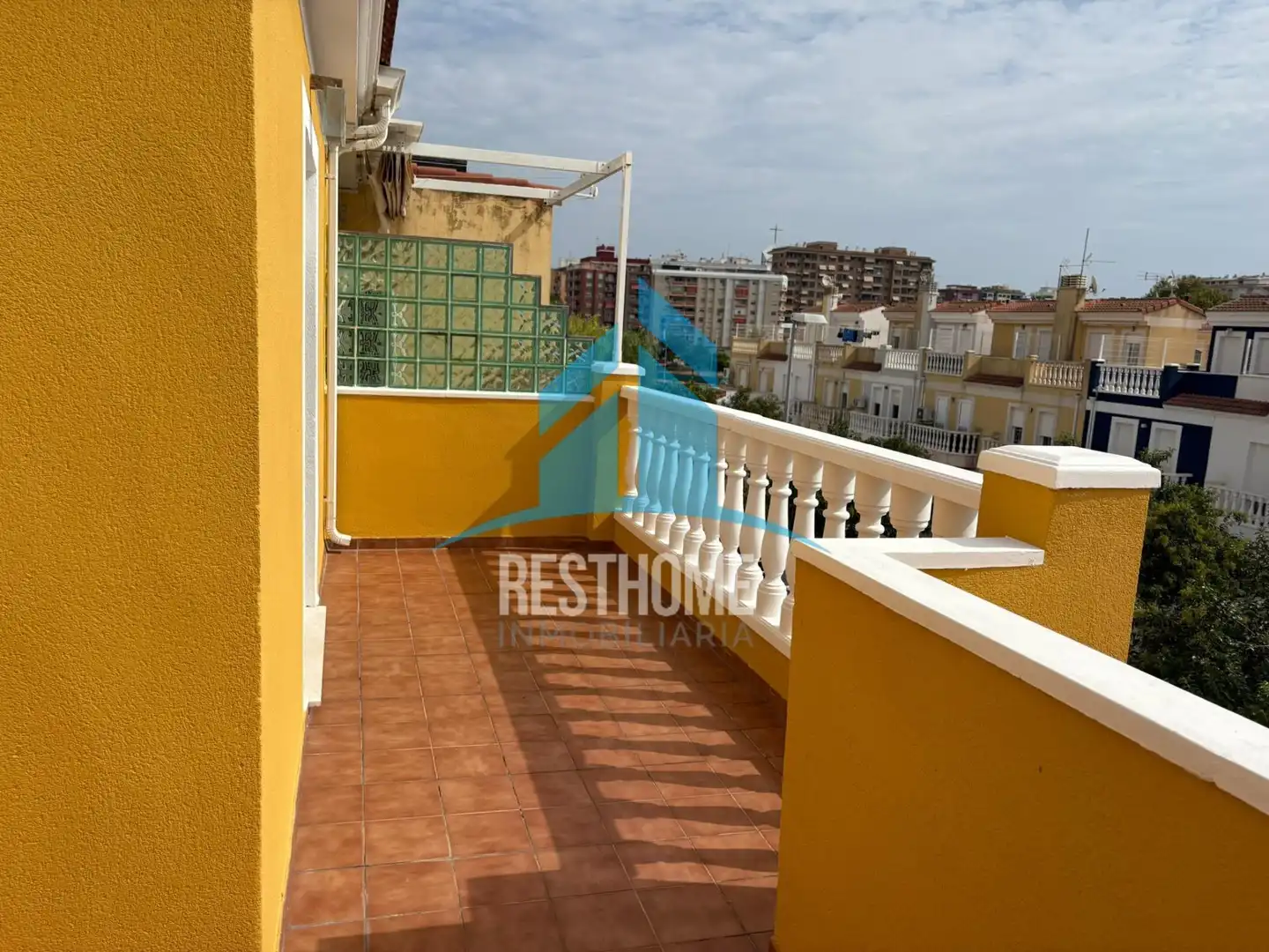 Adosado con terraza en venta en ALBALAT DE LA RIBERA