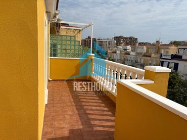 Reihenhaus mit Balkon zum Verkauf in ALBALAT DE LA RIBERA