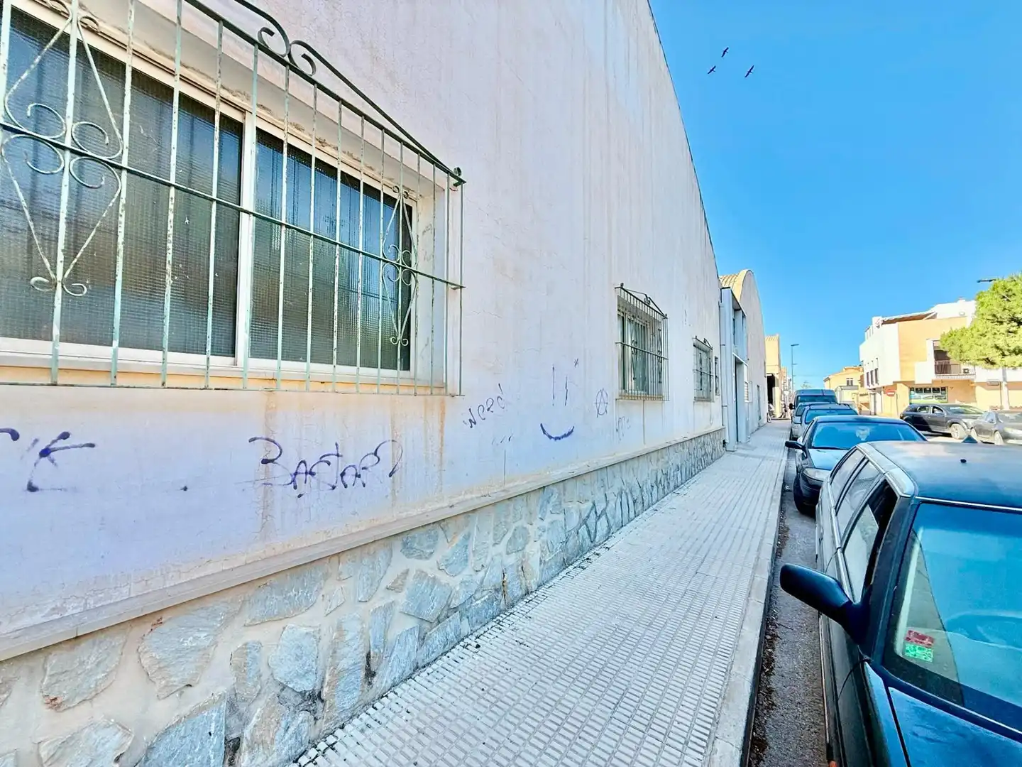 Vista exterior de Nave industrial en venta en San Pedro del Pinatar