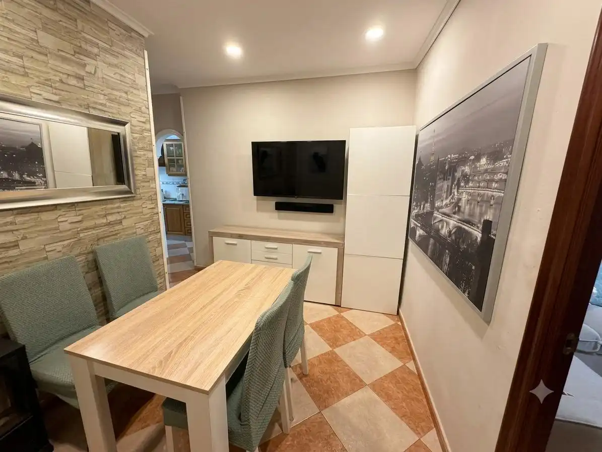 Comedor de Piso en venta en Cádiz con Amueblado y Balcón