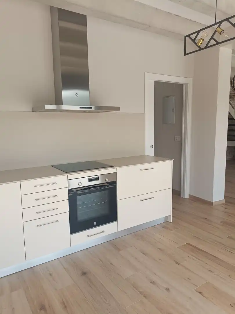 Cuina de Casa o xalet de lloguer en Sant Aniol de Finestres amb Aire condicionat, Calefacció i Jardí privat