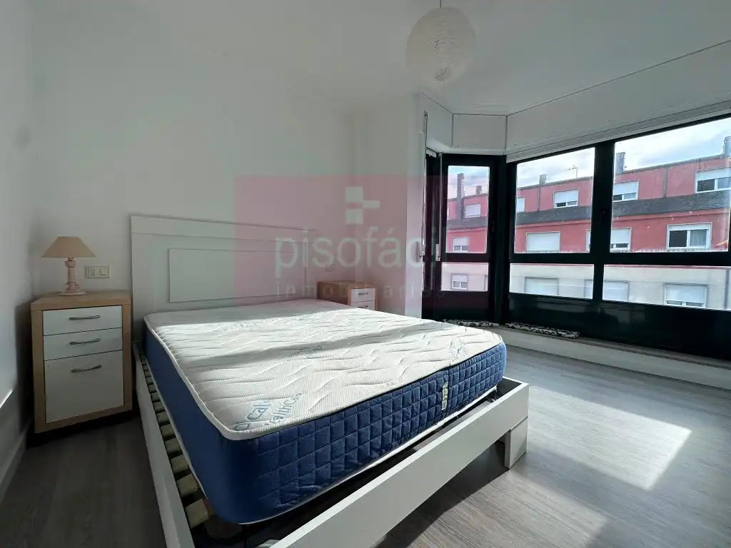 Schlafzimmer von Wohnung zum Verkauf in Lugo
