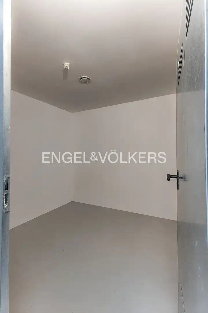 Flat for sale in Sabadell  with Air Conditioner, Heating and Parquet flooring