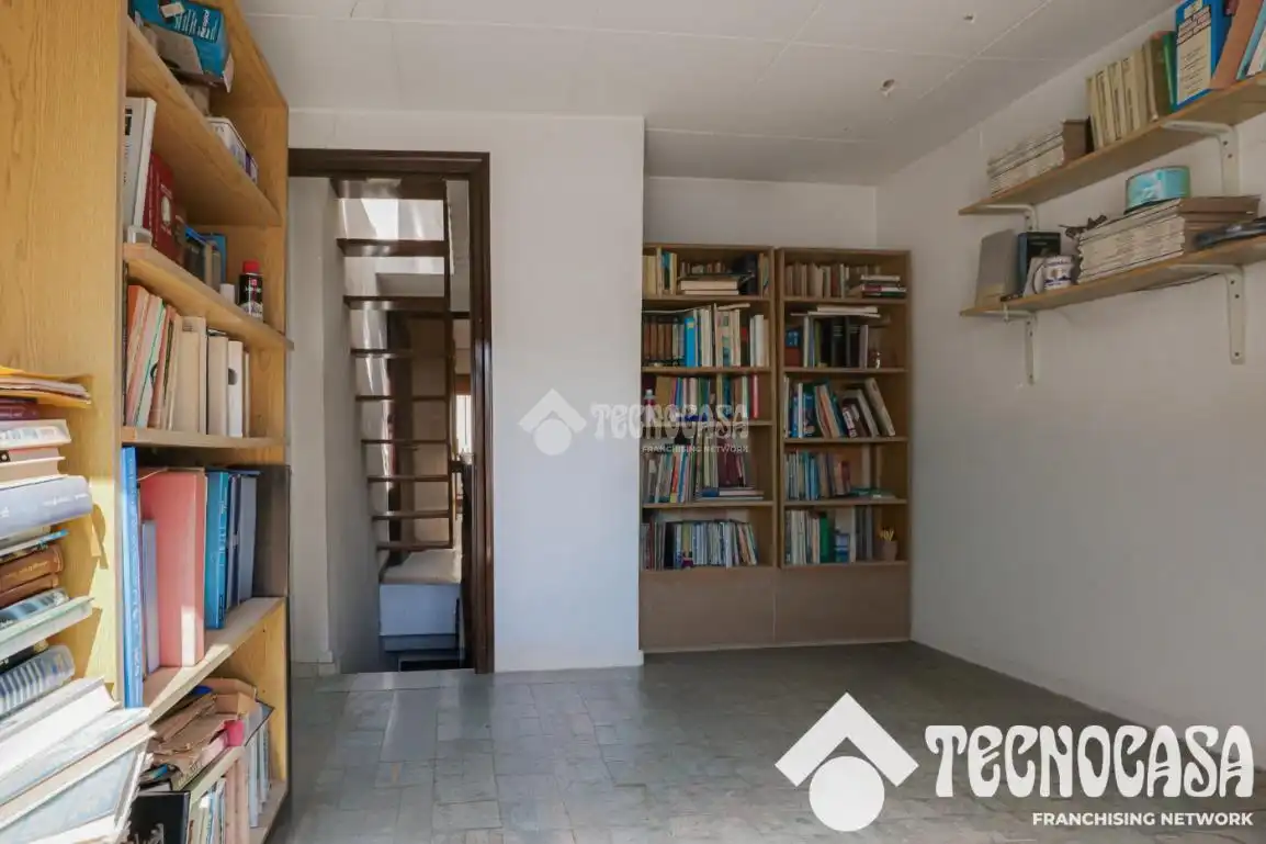 Penthouse with terrace for sale in C. de Riego, imagen 17