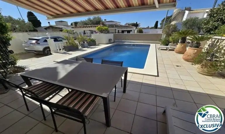 Terrassa de Casa o xalet en venda en Empuriabrava amb Calefacció, Terrassa i Piscina