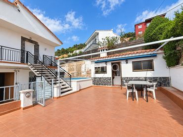 Casa amb balcó en venda a Pinemar
