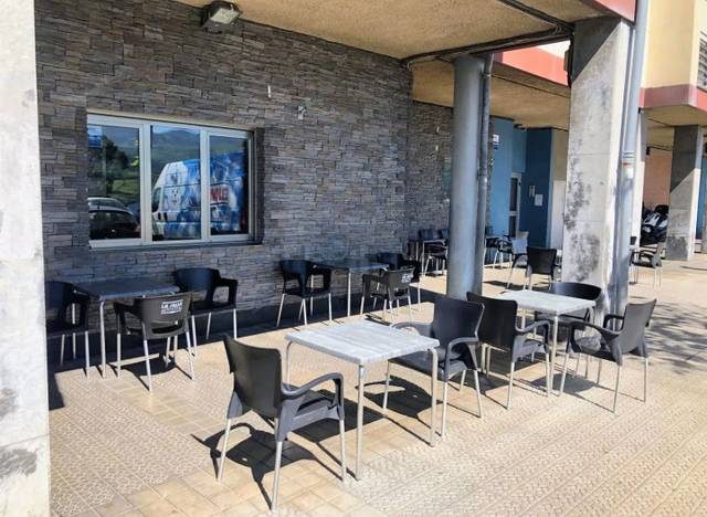 Local comercial en Alquiler en lauaxeta, 100 en Kabiezes