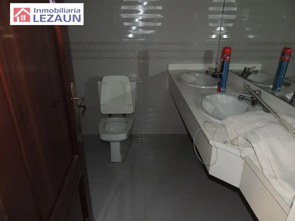 Badezimmer von Wohnung zum Verkauf in Peralta / Azkoien