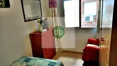 Dormitori de Pis en venda en Badajoz amb Aire condicionat, Calefacció i Jardí privat