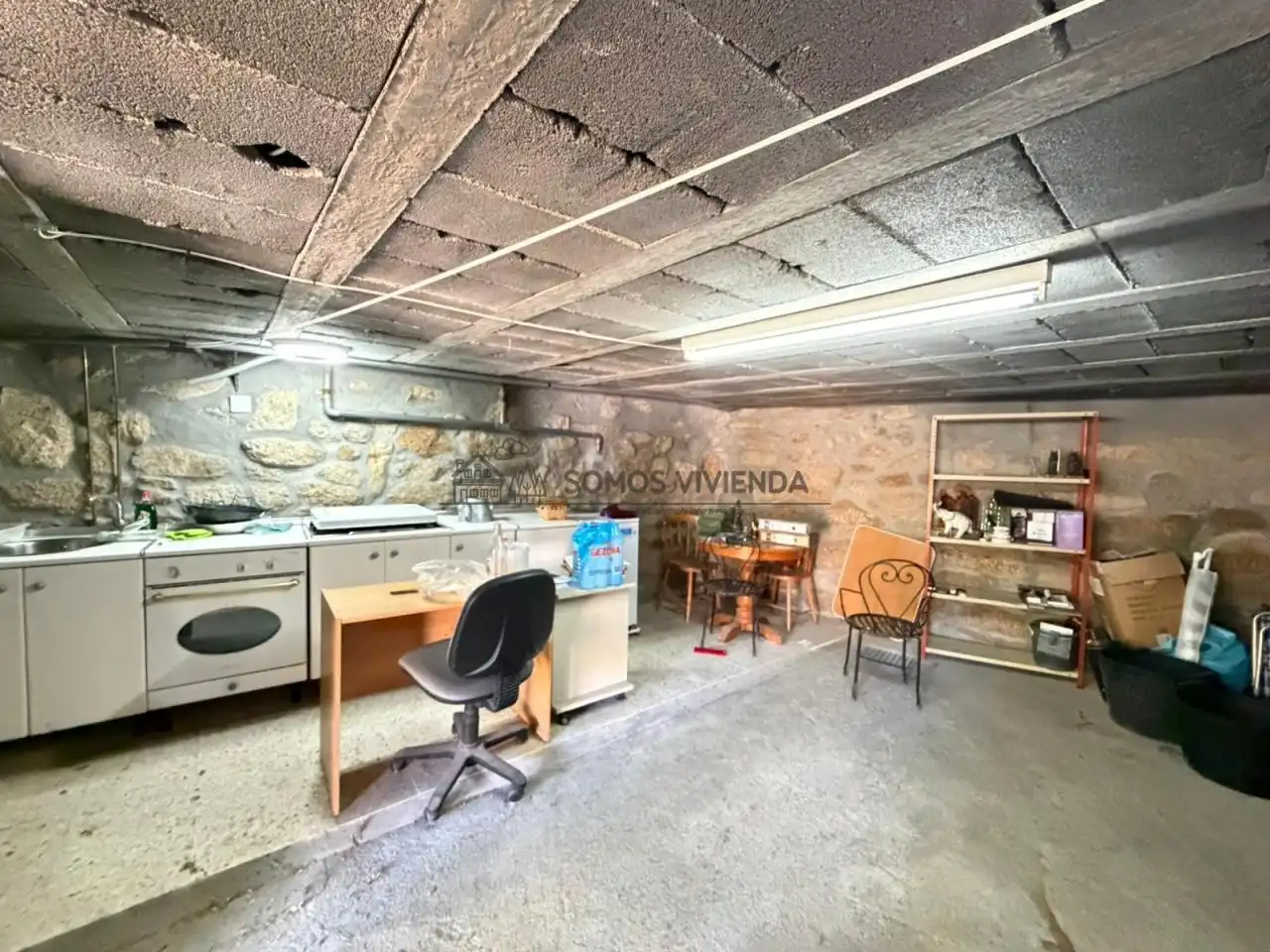 Casa o chalet en venta en Nogueira de Ramuín con Calefacción, Trastero y Amueblado
