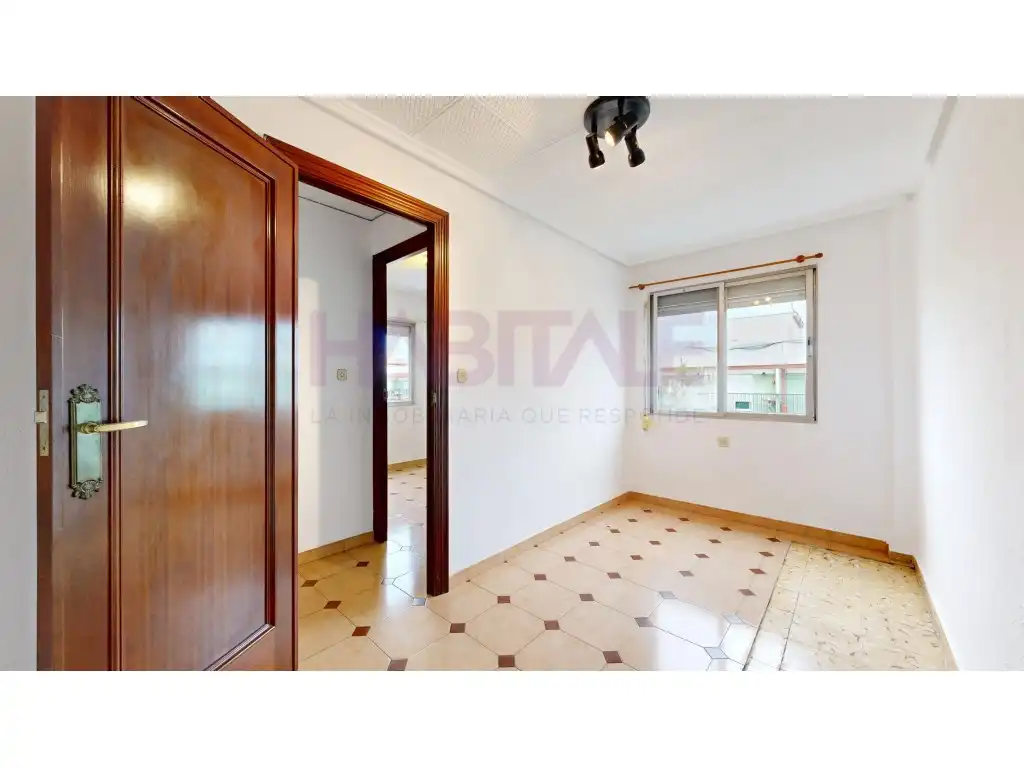 Bedroom of Flat for sale in Valencia  with Balcony