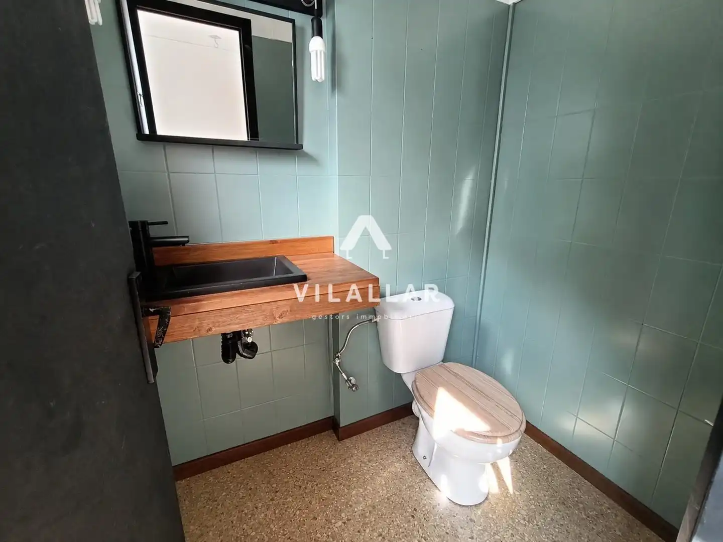 Bathroom of Commercial properties for rent in Vilassar de Mar