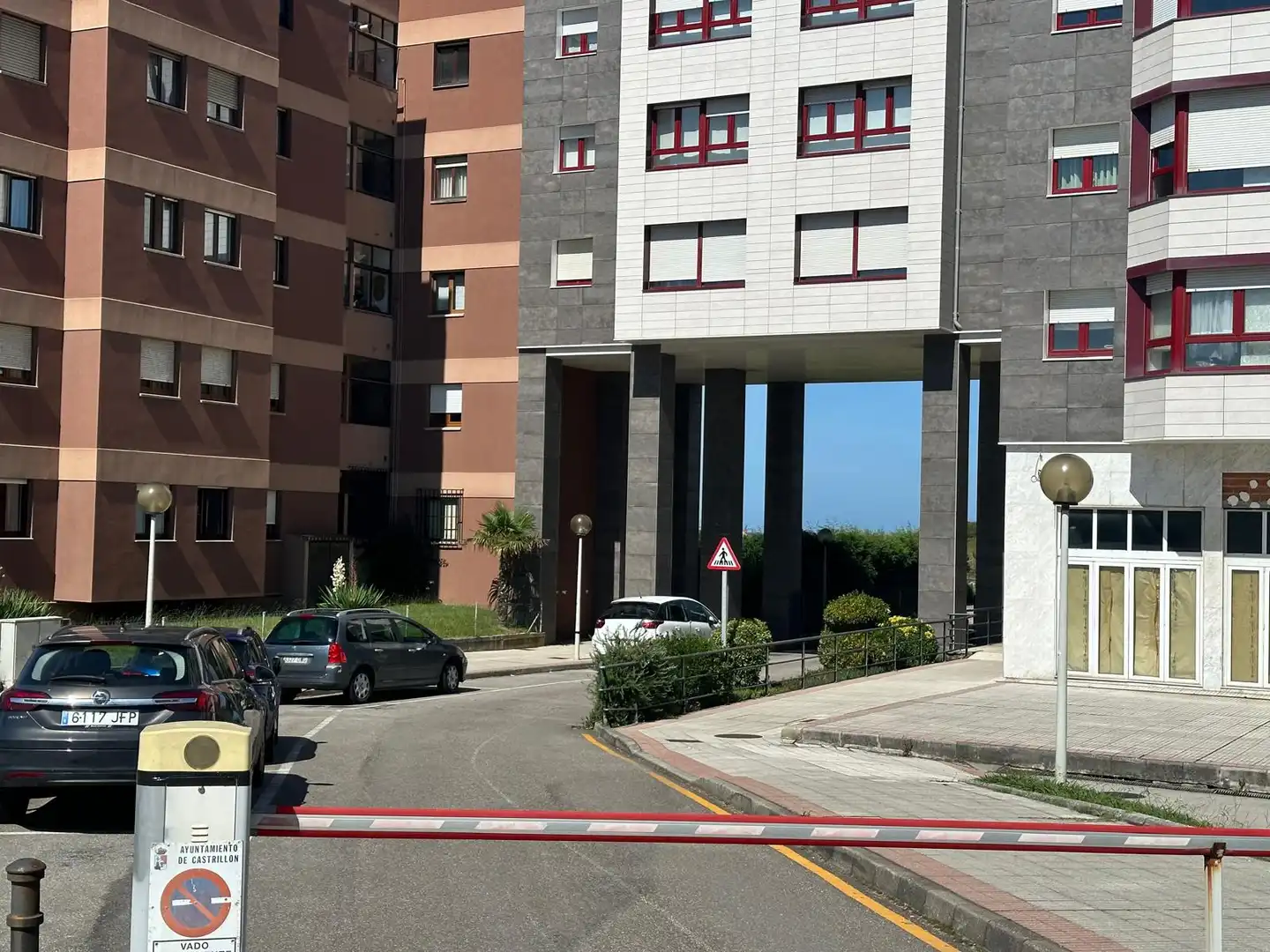 Parkplatz mit Aufzug zum Verkauf in Calle Luis Hauzeur 18, imagen 2