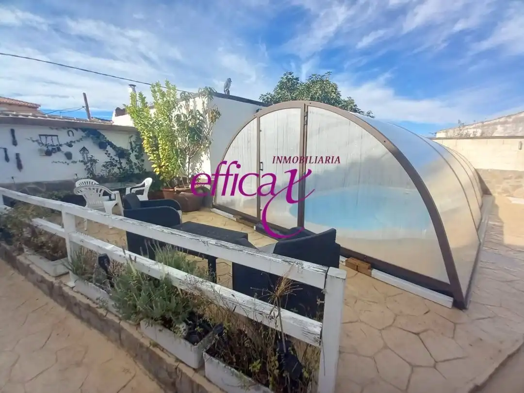Vista exterior de Casa o chalet en venta en Santo Domingo-Caudilla con Aire acondicionado, Calefacción y Trastero