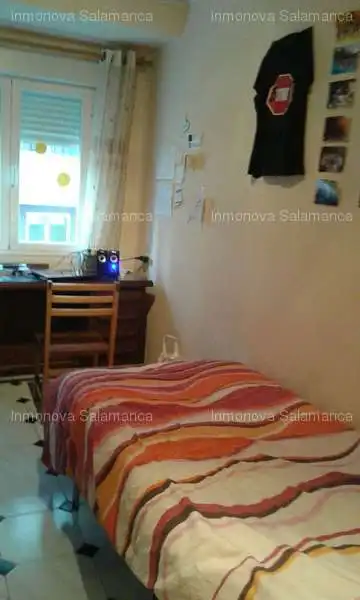 Bedroom of Flat for rent in Salamanca  with Heating, Furnished and Oven