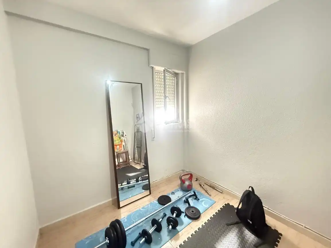 Wohnung zum Verkauf in Huelva mit Heizung