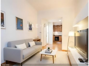 Flat with lift for sale in Carrer Carrer de Rubens, 11