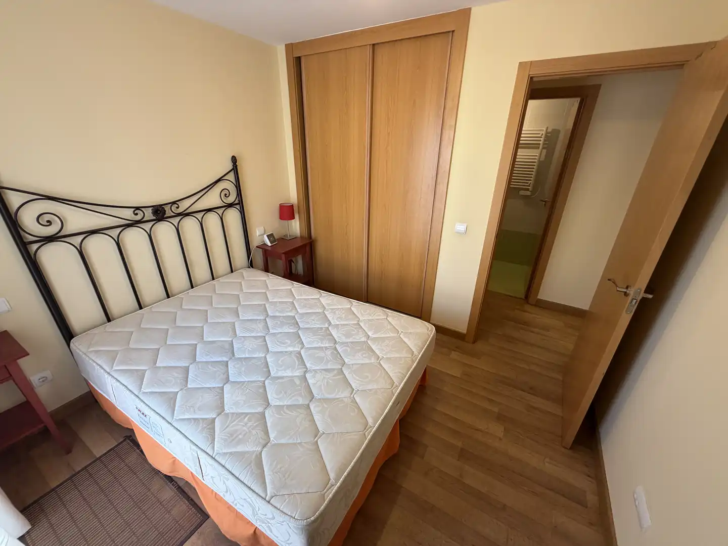 Habitación de Piso en venta en Yuncler con Calefacción, Trastero y Piscina