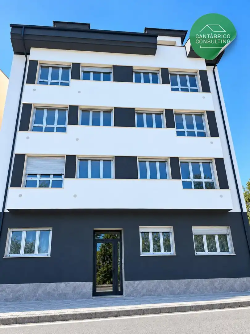Pis amb ascensor en venda a N/A