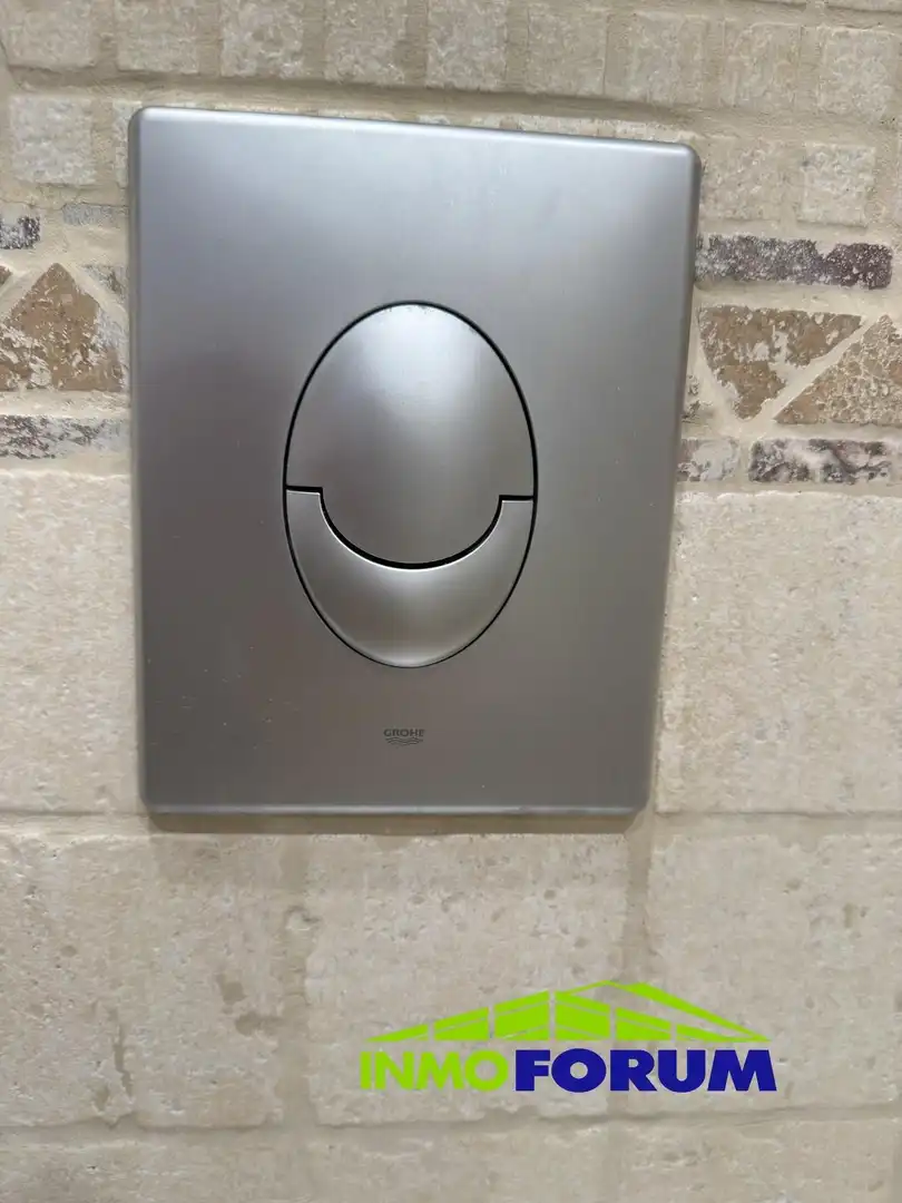 Baño de Piso en venta en A Coruña Capital  con Calefacción, Trastero y Amueblado