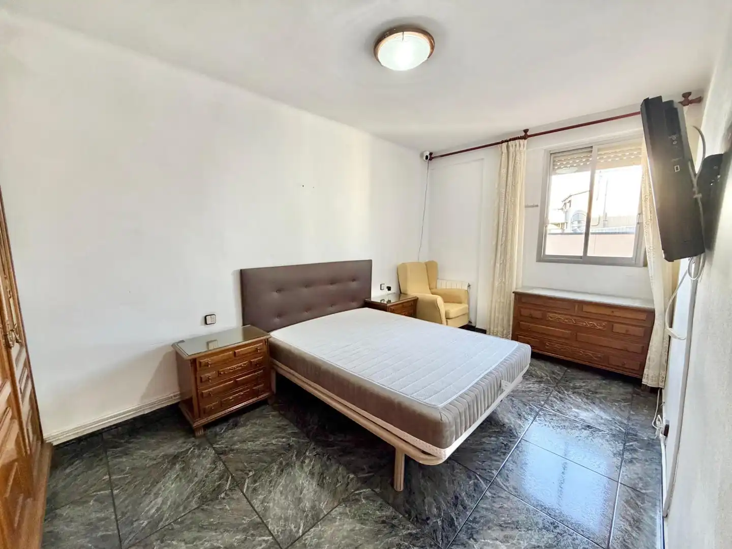 Bedroom of Flat for sale in Cornellà de Llobregat  with Air Conditioner, Terrace and Balcony