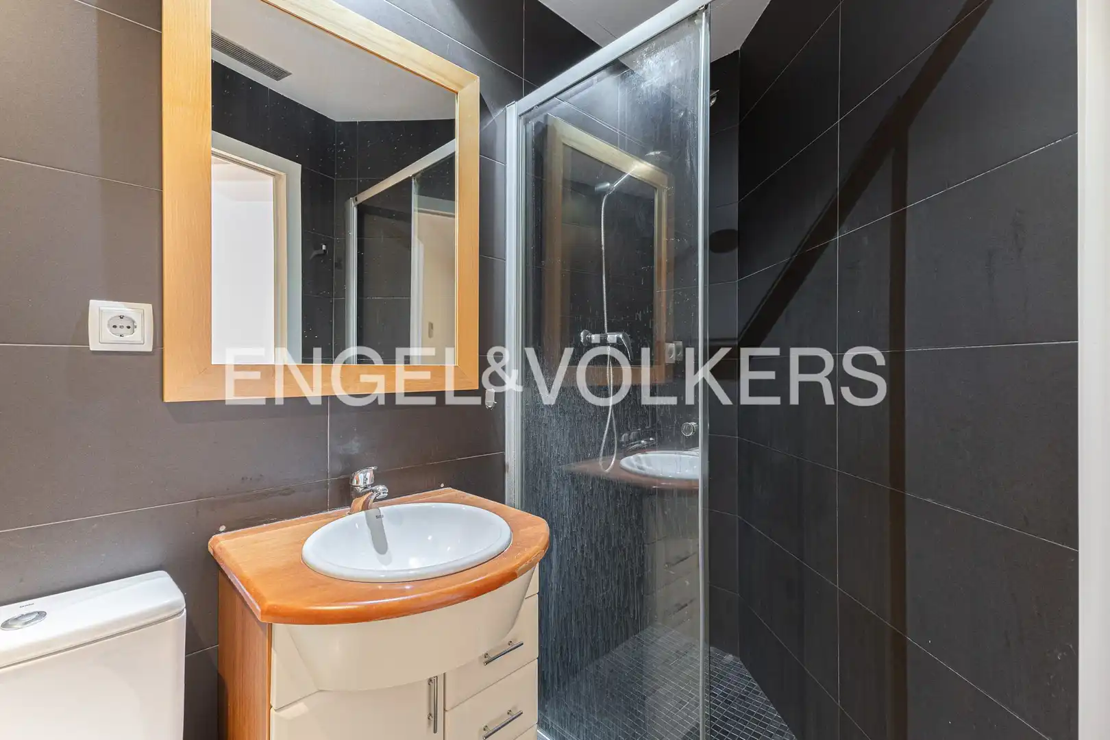 Baño de Piso en venta en Barcelona con Aire acondicionado, Calefacción y Parquet