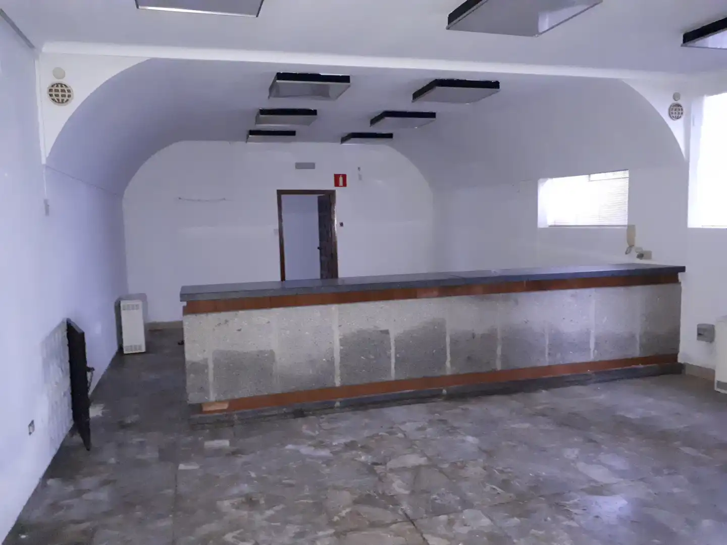 Locale commerciale in vendita a Candelario, imagen 3