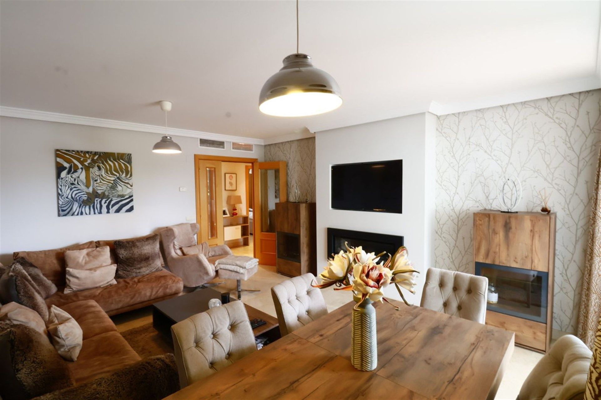 Sala d'estar de Apartament en venda en Estepona amb Aire condicionat i Terrassa