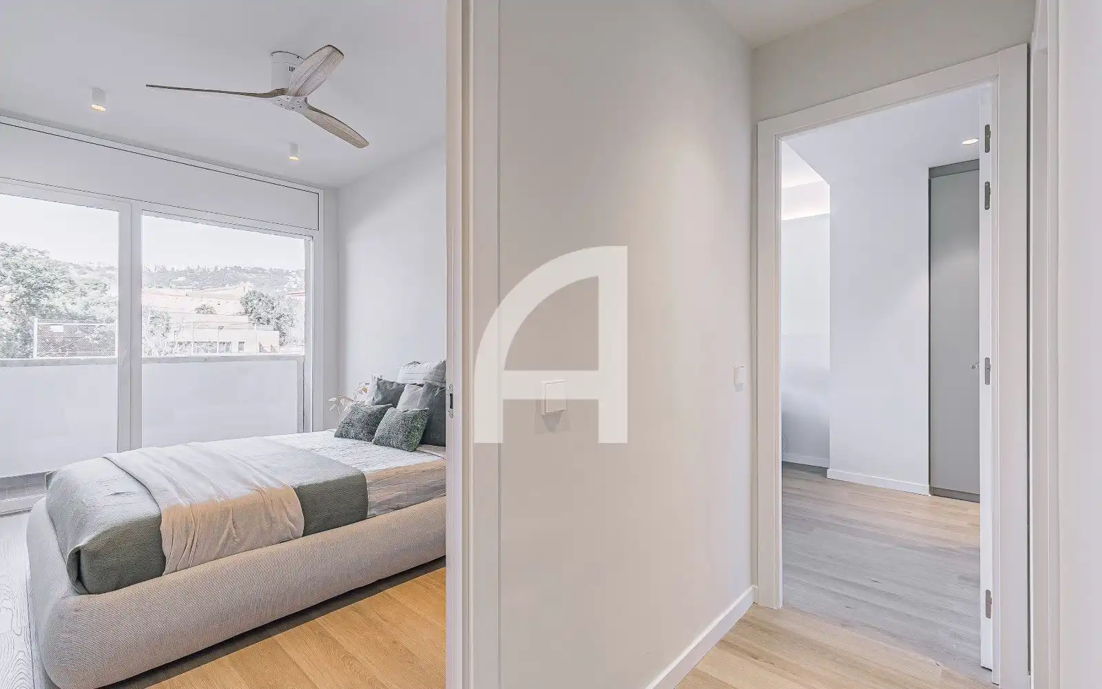 Bedroom of Flat for sale in Barcelona  with Air Conditioner, Heating and Parquet flooring