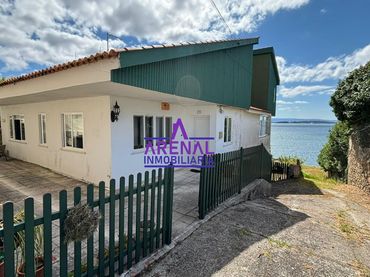 Casa con jardín en venta en A Pobra do Caramiñal