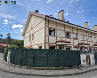 Exterior view of Single-family semi-detached for sale in Rasines  with Terrace