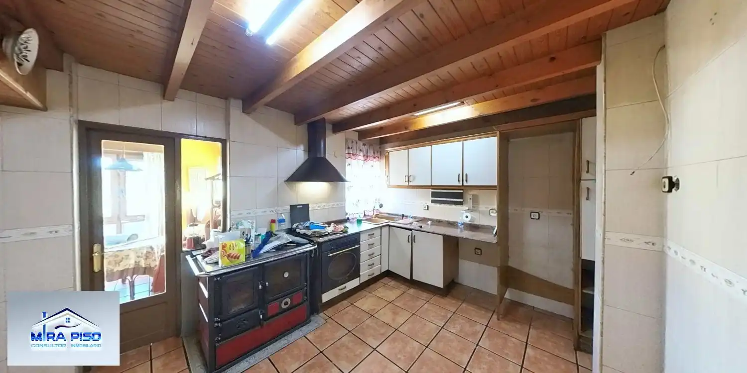 Casa con terraza en venta en Bárcena de Cicero, imagen 17
