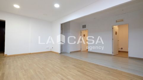 Foto 5 de Planta baixa en venda a Vilapicina i la Torre Llobeta, Barcelona Capital