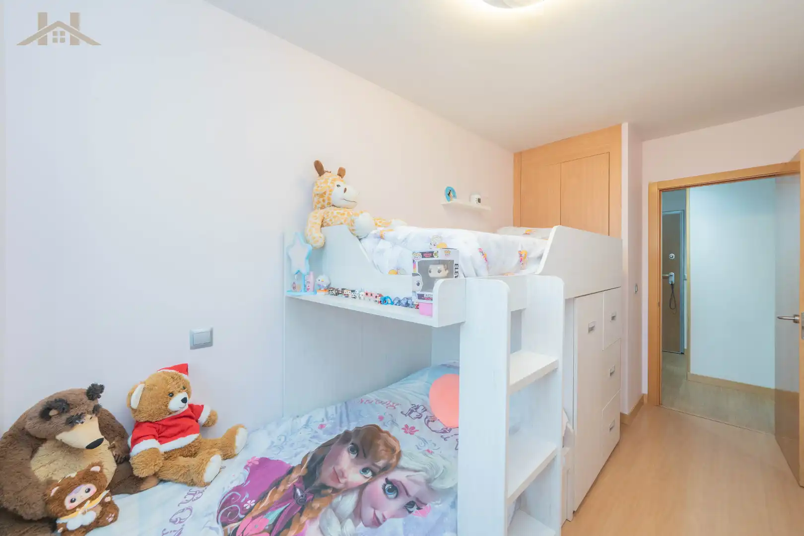 Bedroom of Flat for sale in Móstoles  with Air Conditioner and Community pool