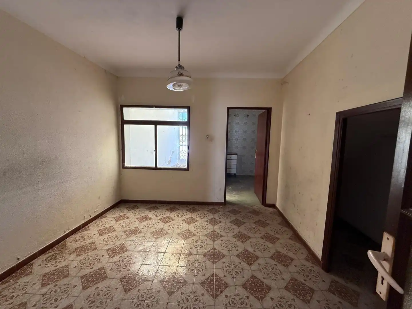 Casa adosada en venda a Benaoján