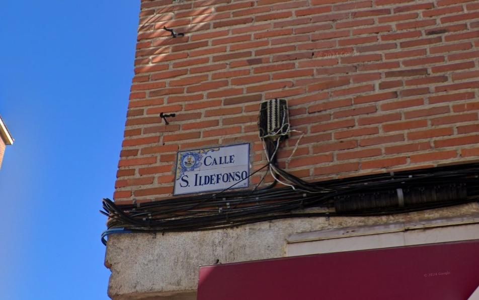 Vista exterior de Piso en venta en Talavera de la Reina con Terraza y Balcón