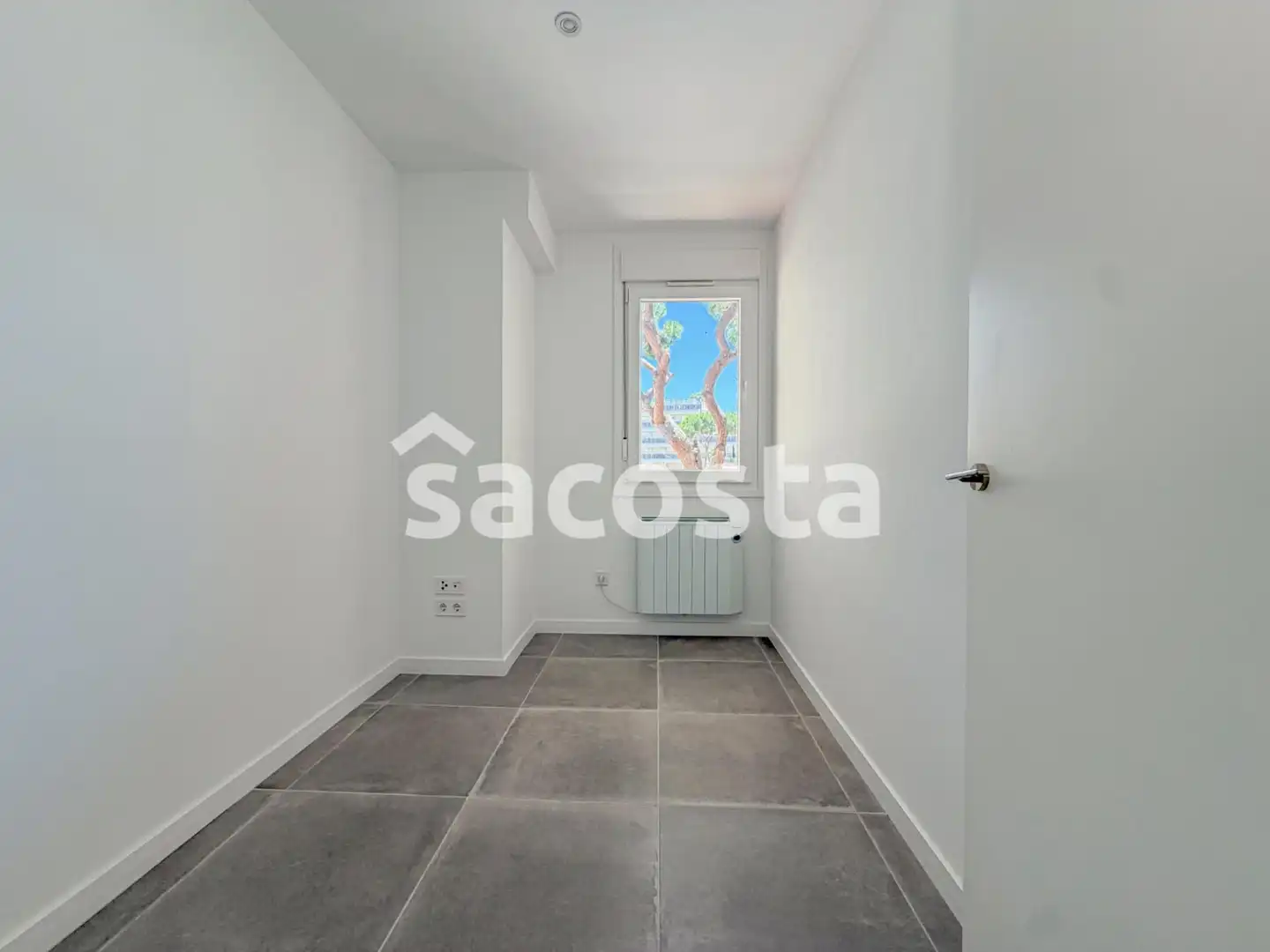 Habitación de Piso en venta en Blanes con Calefacción, Terraza y Balcón