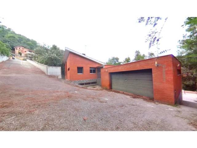 Casa-chalet en Venta en Calle de Dalt en Matadepera