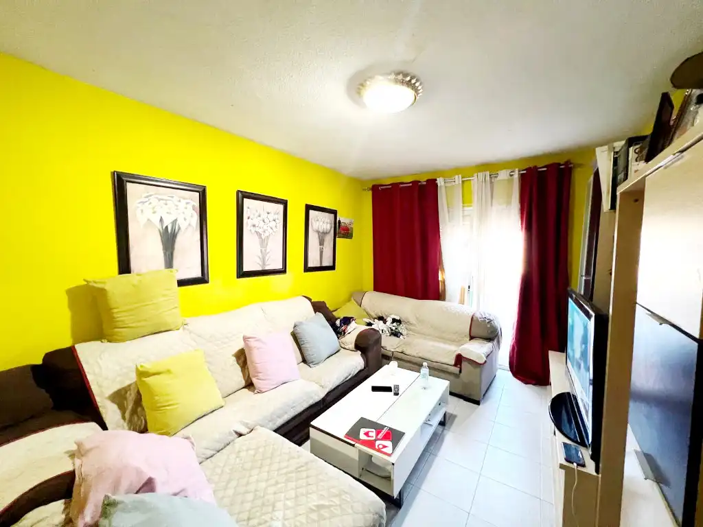 Sala de estar de Piso en venta en Alcalá de Henares con Terraza y Trastero